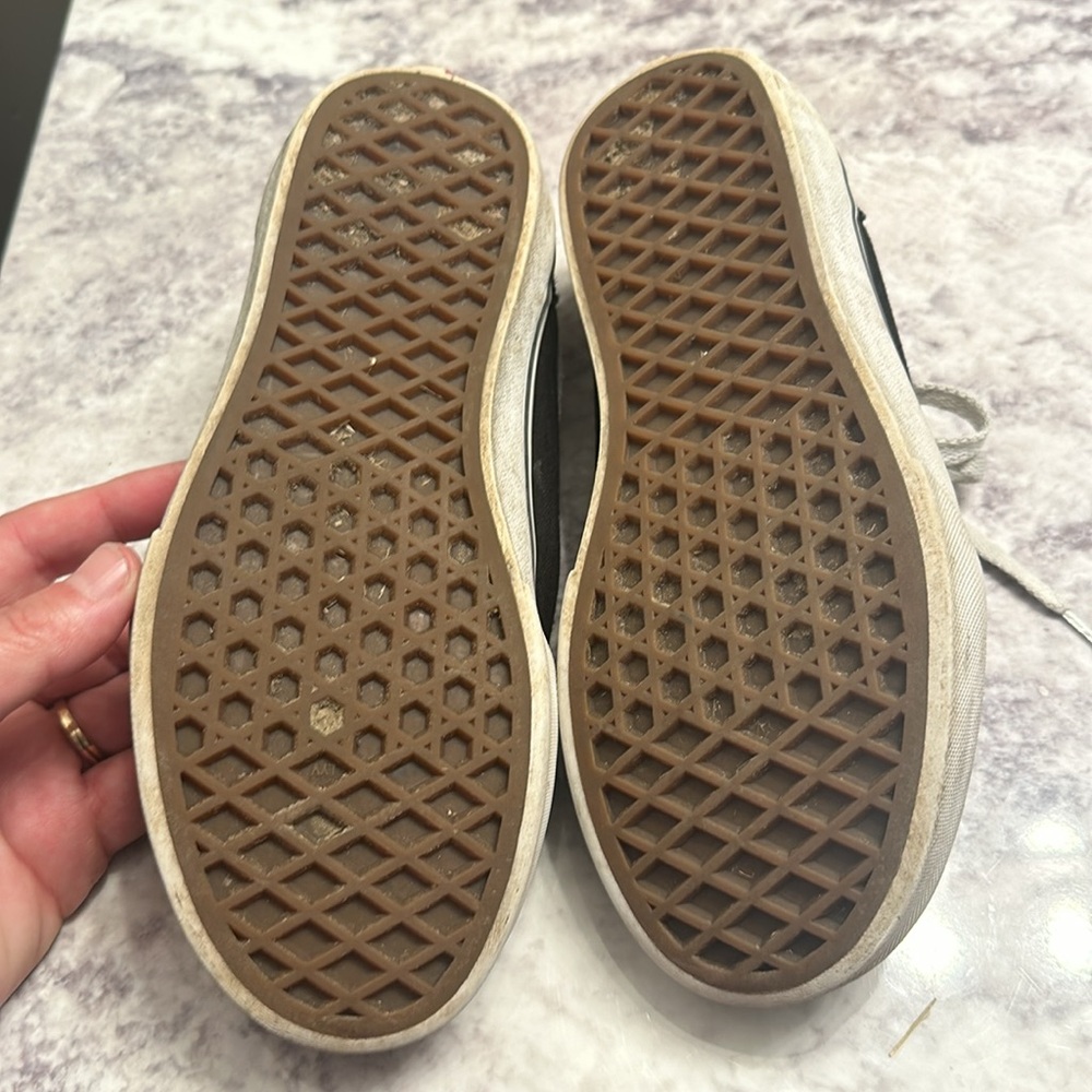 Kids Vans Black Suede & Canvas Shoes Size 4 youth - Picture 5 of 6